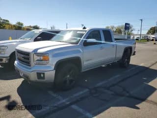 ✅ 2015 GMC Sierra 1500 • VIN: 1GTV2TEC5FZ292253 • Лот: 86252445. Опубликован ранее на Copart с пробегом Не указан. Бесплатный доступ к архиву аукционных продаж из США и подробный отчёт об истории автомобиля на DreamBid. Изображение 1.