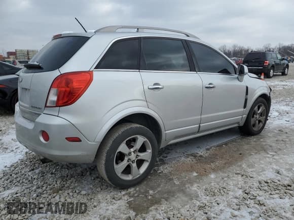 ✅ 2014 Chevrolet Captiva Sport LT • VIN: 3GNAL3EK0ES638991 • Lot: 42309215. Wystawiony na Copart z przebiegiem 140 971 mil. Bezpłatny archiwum sprzedaży aukcyjnych z USA i szczegółowy raport historii pojazdu na DreamBid. Zdjęcie 3.