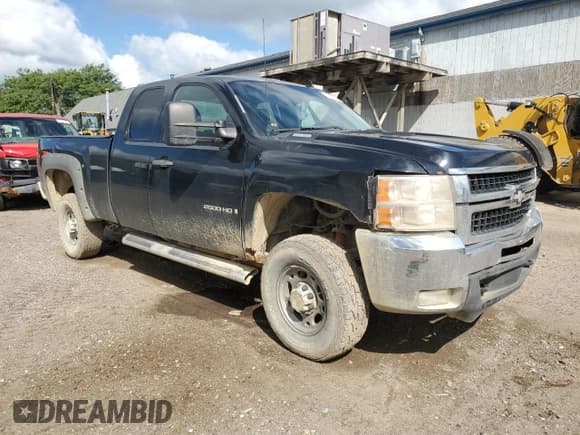 ✅ 2007 Chevrolet Silverado 2500HD 2LT • VIN: 1GCHK29647E526421 • Лот: 67456594. Опубликован ранее на Copart с пробегом Не указан. Бесплатный доступ к архиву аукционных продаж из США и подробный отчёт об истории автомобиля на DreamBid. Изображение 4.