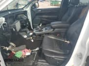 ✅ 2020 Jeep Grand Cherokee Overland • VIN: 1C4RJFCT3LC355132 • Lot: 67751835. Wystawiony na Copart z przebiegiem Nie podano. Bezpłatny archiwum sprzedaży aukcyjnych z USA i szczegółowy raport historii pojazdu na DreamBid. Zdjęcie 7.