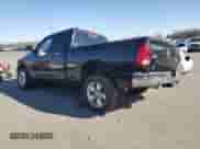 2018 Ram 1500 SLT z VIN 1C6RR7GT0JS141766, wystawiony jako Copart lot #47302265 z przebiegiem 73 331 mil mil oraz Szkoda całkowita • Salvage title. Historia ofert i sprzedaży dostępna na DreamBid. Obrazek 2.