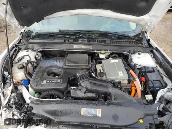 ✅ 2017 Ford Fusion Hybrid S • VIN: 3FA6P0UU0HR360678 • Lot: 85511465. Wystawiony na Copart z przebiegiem 104 755 mil. Bezpłatny archiwum sprzedaży aukcyjnych z USA i szczegółowy raport historii pojazdu na DreamBid. Zdjęcie 11.