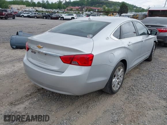 ✅ 2014 Chevrolet Impala LS • VIN: 1G11X5SL7EU113859 • Лот: 42172633. Опубликован ранее на IAAI с пробегом 183 646 миль. Бесплатный доступ к архиву аукционных продаж из США и подробный отчёт об истории автомобиля на DreamBid. Изображение 4.