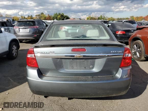 2006 Chevrolet Malibu LTZ z VIN 1G1ZU538X6F145393, wystawiony jako Copart lot #75350614 z przebiegiem 38 310 mil mil oraz Szkoda całkowita • Salvage title. Historia ofert i sprzedaży dostępna na DreamBid. Obrazek 6.