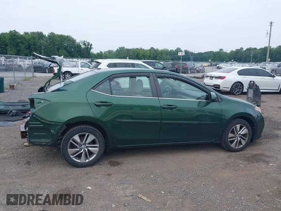 ✅ 2015 Toyota Corolla LE Eco • VIN: 2T1BPRHE9FC298197 • Lot: 42719873. Wystawiony na IAAI z przebiegiem 108 297 mil. Bezpłatny archiwum sprzedaży aukcyjnych z USA i szczegółowy raport historii pojazdu na DreamBid. Zdjęcie 13.