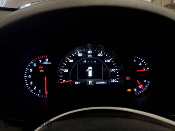 ✅ 2016 Kia Sorento EX • VIN: 5XYPHDA53GG116869 • Lot: 80403015. Listed on Copart with 121,789 mi. Free auction sales archive from the USA and detailed vehicle history report at DreamBid. Image 9.