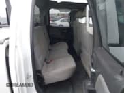 ✅ 2019 Chevrolet Silverado 1500 Work Truck • VIN: 2GCRCNEC8K1201795 • Lot: 43658639. Wystawiony na IAAI z przebiegiem 184 885 mil. Bezpłatny archiwum sprzedaży aukcyjnych z USA i szczegółowy raport historii pojazdu na DreamBid. Zdjęcie 8.