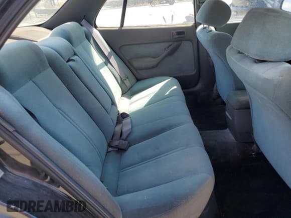 ✅ 1992 Toyota Camry LE • VIN: JT2SK12E9N0044970 • Lot: 71837934. Listed on Copart with 157,105 mi. Free auction sales archive from the USA and detailed vehicle history report at DreamBid. Image 10.