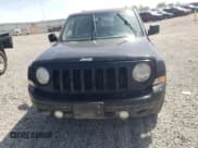 ✅ 2015 Jeep Patriot Latitude • VIN: 1C4NJPFA1FD262574 • Lot: 54128085. Wystawiony na Copart z przebiegiem Nie podano. Bezpłatny archiwum sprzedaży aukcyjnych z USA i szczegółowy raport historii pojazdu na DreamBid. Zdjęcie 5.