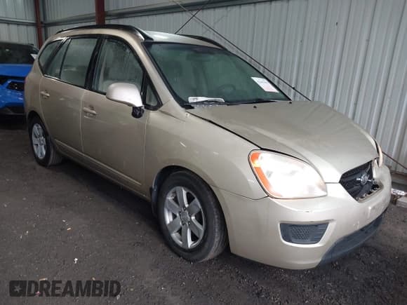 ✅ 2008 Kia Rondo LX • VIN: KNAFG526587142140 • Lot: 42443498. Wystawiony na IAAI z przebiegiem 145 832 mil. Bezpłatny archiwum sprzedaży aukcyjnych z USA i szczegółowy raport historii pojazdu na DreamBid. Zdjęcie 1.