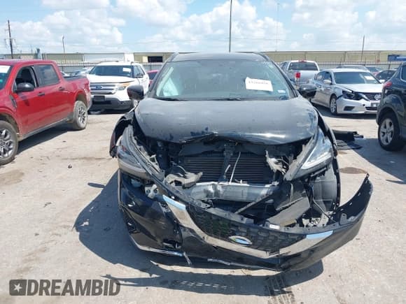 ✅ 2019 Nissan Murano S • VIN: 5N1AZ2MJ3KN156625 • Lot: 43261058. Wystawiony na IAAI z przebiegiem 59 068 mil. Bezpłatny archiwum sprzedaży aukcyjnych z USA i szczegółowy raport historii pojazdu na DreamBid. Zdjęcie 12.