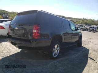 ✅ 2008 Chevrolet Suburban 2LT • VIN: 1GNFK16328R171178 • Lot: 75435094. Wystawiony na Copart z przebiegiem 162 930 mil. Bezpłatny archiwum sprzedaży aukcyjnych z USA i szczegółowy raport historii pojazdu na DreamBid. Zdjęcie 3.