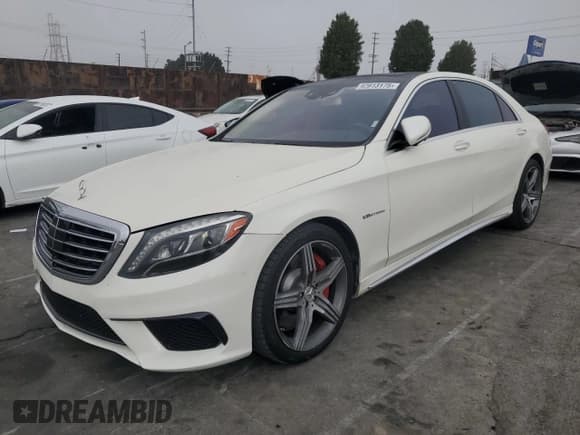 ✅ 2014 Mercedes-Benz S 63 AMG • VIN: WDDUG7JB9EA040719 • Лот: 92913175. Опубликован ранее на Copart с пробегом 109 970 миль. Бесплатный доступ к архиву аукционных продаж из США и подробный отчёт об истории автомобиля на DreamBid. Изображение 1.