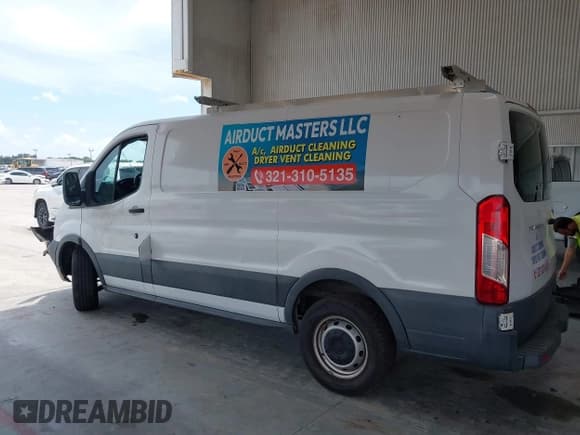 ✅ 2015 Ford Transit Cargo • VIN: 1FTNE1YM1FKA62752 • Лот: 42781723. Опубликован ранее на IAAI с пробегом 191 586 миль. Бесплатный доступ к архиву аукционных продаж из США и подробный отчёт об истории автомобиля на DreamBid. Изображение 14.