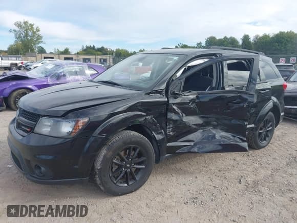 ✅ 2019 Dodge Journey SE • VIN: 3C4PDCBB8KT856896 • Lot: 43232970. Wystawiony na IAAI z przebiegiem 129 947 mil. Bezpłatny archiwum sprzedaży aukcyjnych z USA i szczegółowy raport historii pojazdu na DreamBid. Zdjęcie 17.