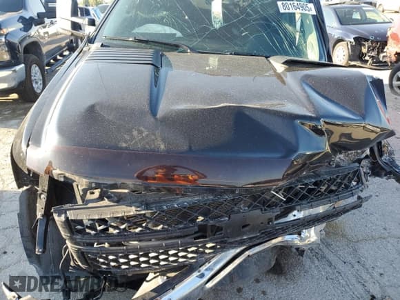 ✅ 2011 Chevrolet Silverado 2500HD LTZ • VIN: 1GC1KYC87BF238913 • Лот: 80164905. Опубликован ранее на Copart с пробегом Не указан. Бесплатный доступ к архиву аукционных продаж из США и подробный отчёт об истории автомобиля на DreamBid. Изображение 11.