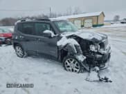 ✅ 2017 Jeep Renegade Latitude • VIN: ZACCJBBB8HPG59597 • Lot: 94951995. Wystawiony na Copart z przebiegiem 84 064 mil. Bezpłatny archiwum sprzedaży aukcyjnych z USA i szczegółowy raport historii pojazdu na DreamBid. Zdjęcie 4.