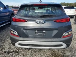 ✅ 2022 Hyundai Kona SE • VIN: KM8K22AB0NU768099 • Лот: 73890254. Опубликован ранее на Copart с пробегом 12 003 миль. Бесплатный доступ к архиву аукционных продаж из США и подробный отчёт об истории автомобиля на DreamBid. Изображение 6.