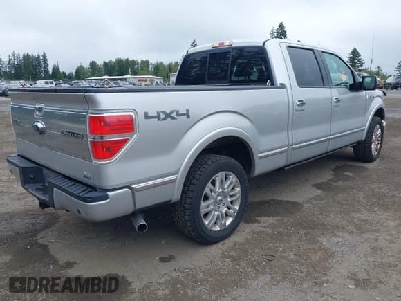 ✅ 2010 Ford F-150 XL • VIN: 1FTFW1EV2AFC63057 • Лот: 42421669. Опубликован ранее на IAAI с пробегом Не указан. Бесплатный доступ к архиву аукционных продаж из США и подробный отчёт об истории автомобиля на DreamBid. Изображение 4.