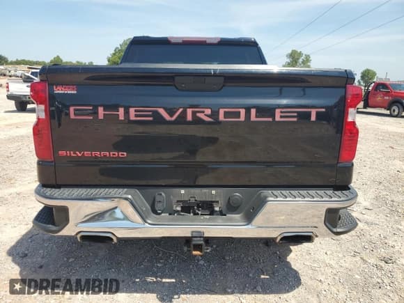 ✅ 2019 Chevrolet Silverado 1500 LT • VIN: 3GCUYDED9KG101484 • Lot: 67324924. Wystawiony na Copart z przebiegiem 88 062 mil. Bezpłatny archiwum sprzedaży aukcyjnych z USA i szczegółowy raport historii pojazdu na DreamBid. Zdjęcie 6.