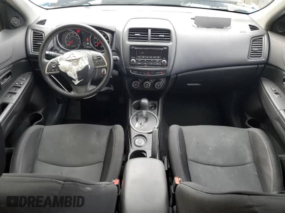 2015 Mitsubishi Outlander ES с VIN 4A4AR3AU3FE003119, выставлен на аукционе Copart как лот 67066615 с пробегом 109 149 миль миль и Чистый • Clean title. История ставок и продаж доступна на DreamBid. Изображение 8.