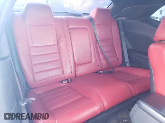 ✅ 2013 Dodge Challenger SXT • VIN: 2C3CDYAG4DH676498 • Lot: 85953914. Wystawiony na Copart z przebiegiem 169 084 mil. Bezpłatny archiwum sprzedaży aukcyjnych z USA i szczegółowy raport historii pojazdu na DreamBid. Zdjęcie 10.