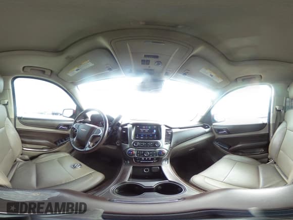 ✅ 2015 Chevrolet Suburban LT • VIN: 1GNSKJKC9FR146943 • Lot: 42941037. Wystawiony na IAAI z przebiegiem 250 883 mil. Bezpłatny archiwum sprzedaży aukcyjnych z USA i szczegółowy raport historii pojazdu na DreamBid. Zdjęcie 18.