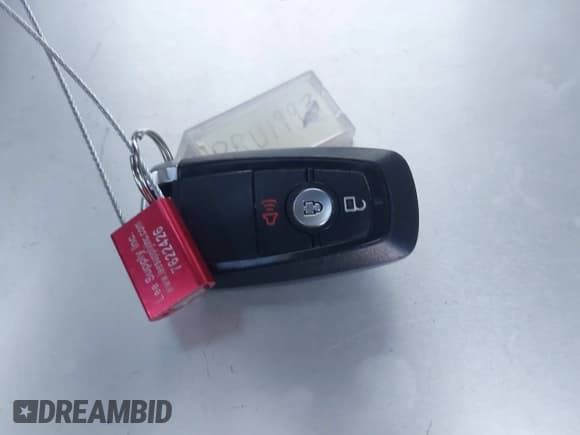 ✅ 2020 Ford Escape SE • VIN: 1FMCU9G60LUA36585 • Лот: 43698480. Опубликован ранее на IAAI с пробегом 142 055 миль. Бесплатный доступ к архиву аукционных продаж из США и подробный отчёт об истории автомобиля на DreamBid. Изображение 11.