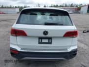 ✅ 2024 Volkswagen Taos S • VIN: 3VV5X7B23RM124848 • Lot: 43367924. Wystawiony na IAAI z przebiegiem 13 926 mil. Bezpłatny archiwum sprzedaży aukcyjnych z USA i szczegółowy raport historii pojazdu na DreamBid. Zdjęcie 16.