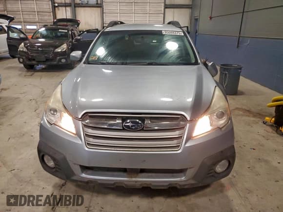 ✅ 2013 Subaru Outback Premium • VIN: 4S4BRBCCXD1269375 • Lot: 95088375. Wystawiony na Copart z przebiegiem 172 124 mil. Bezpłatny archiwum sprzedaży aukcyjnych z USA i szczegółowy raport historii pojazdu na DreamBid. Zdjęcie 5.