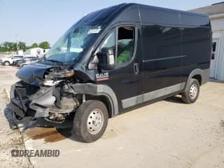 ✅ 2018 Ram ProMaster Cargo • VIN: 3C6TRVCG5JE100572 • Lot: 59680585. Wystawiony na Copart z przebiegiem 166 150 mil. Bezpłatny archiwum sprzedaży aukcyjnych z USA i szczegółowy raport historii pojazdu na DreamBid. Zdjęcie 1.