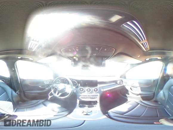 ✅ 2020 Mercedes-Benz C 300 • VIN: W1KWF8DB9LR570667 • Lot: 70351355. Wystawiony na Copart z przebiegiem 95 471 mil. Bezpłatny archiwum sprzedaży aukcyjnych z USA i szczegółowy raport historii pojazdu na DreamBid. Zdjęcie 14.