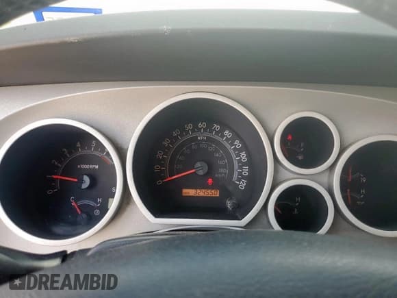 ✅ 2008 Toyota Tundra • VIN: 5TFEV54198X064130 • Lot: 81617695. Wystawiony na Copart z przebiegiem 324 550 mil. Bezpłatny archiwum sprzedaży aukcyjnych z USA i szczegółowy raport historii pojazdu na DreamBid. Zdjęcie 9.