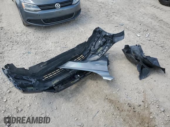 ✅ 2020 Volkswagen Jetta SEL • VIN: 3VWE57BU9LM106378 • Lot: 69557565. Listed on Copart with 71,201 mi. Free auction sales archive from the USA and detailed vehicle history report at DreamBid. Image 12.