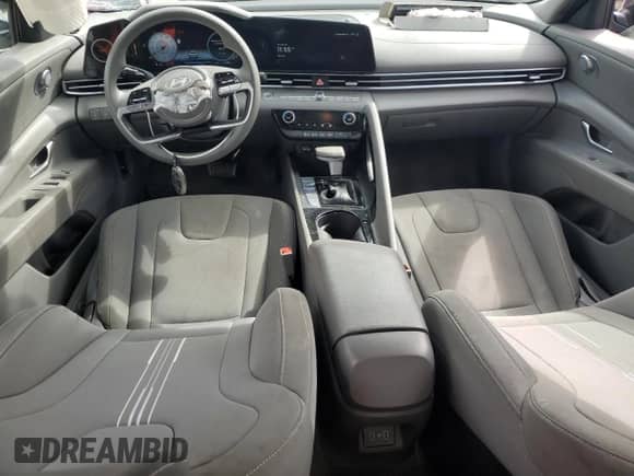 2024 Hyundai Elantra Blue with VIN KMHLM4DJ7RU100559, listed as a Copart auction lot 81478515 with 29,203 mi miles and Clean title. Bid and sale history available at DreamBid. Image 8.