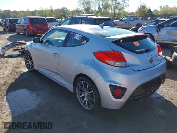 ✅ 2013 Hyundai Veloster Turbo • VIN: KMHTC6AE3DU086948 • Lot: 43372897. Listed on IAAI with 110,926 mi. Free auction sales archive from the USA and detailed vehicle history report at DreamBid. Image 3.