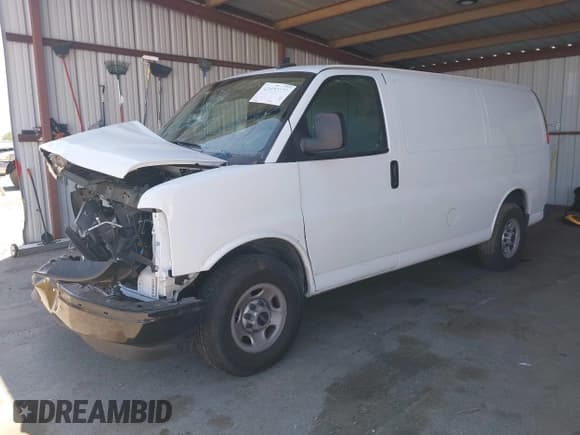✅ 2022 GMC Savana Cargo • VIN: 1GTW7AFPXN1139859 • Лот: 42434135. Опубликован ранее на IAAI с пробегом Не указан. Бесплатный доступ к архиву аукционных продаж из США и подробный отчёт об истории автомобиля на DreamBid. Изображение 2.
