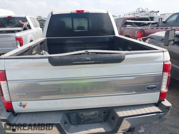 ✅ 2019 Ford F-250 XL • VIN: 1FT7W2BT5KED64632 • Lot: 43182366. Listed on IAAI with 198,038 mi. Free auction sales archive from the USA and detailed vehicle history report at DreamBid. Image 16.