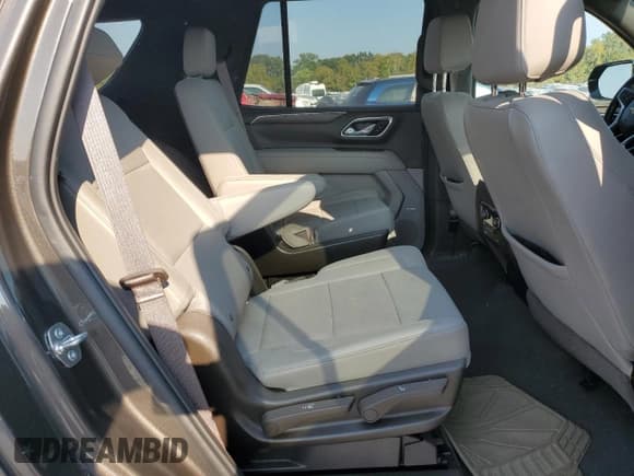 ✅ 2021 Chevrolet Tahoe LT • VIN: 1GNSCNKD5MR140521 • Lot: 80850985. Listed on Copart with 33,514 mi. Free auction sales archive from the USA and detailed vehicle history report at DreamBid. Image 11.