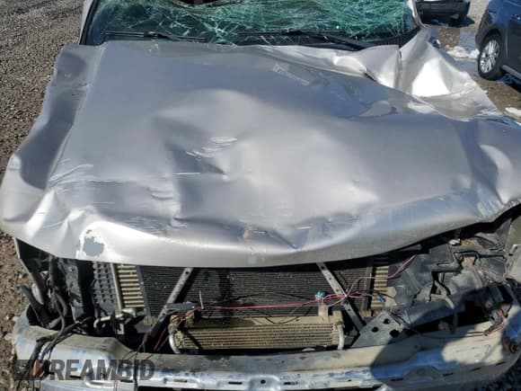 ✅ 2006 Chevrolet Silverado 2500HD LT1 • VIN: 1GCHK23D66F186303 • Lot: 49514205. Wystawiony na Copart z przebiegiem Nie podano. Bezpłatny archiwum sprzedaży aukcyjnych z USA i szczegółowy raport historii pojazdu na DreamBid. Zdjęcie 11.