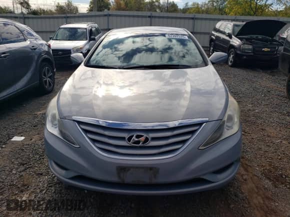 2011 Hyundai Sonata GLS with VIN 5NPEB4AC3BH258356, listed as a Copart auction lot 82392535 with 117,522 mi miles and Salvage title. Bid and sale history available at DreamBid. Image 5.