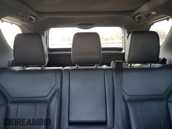 ✅ 2019 Land Rover Discovery HSE • VIN: SALRR2RV3K2405874 • Lot: 52149835. Wystawiony na Copart z przebiegiem 64 450 mil. Bezpłatny archiwum sprzedaży aukcyjnych z USA i szczegółowy raport historii pojazdu na DreamBid. Zdjęcie 10.