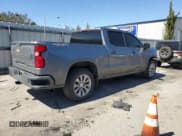 ✅ 2022 Chevrolet Silverado 1500 Custom • VIN: 3GCPYBEK8NG155380 • Lot: 48156445. Wystawiony na Copart z przebiegiem 90 096 mil. Bezpłatny archiwum sprzedaży aukcyjnych z USA i szczegółowy raport historii pojazdu na DreamBid. Zdjęcie 3.