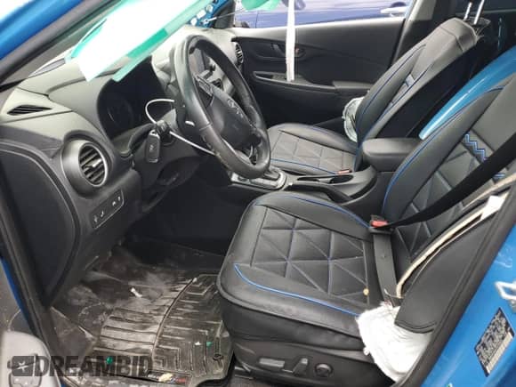 ✅ 2018 Hyundai Kona SEL • VIN: KM8K6CAA2JU103622 • Lot: 61758613. Wystawiony na Copart z przebiegiem 42 394 mil mil. Skorzystaj z bezpłatnego archiwum sprzedaży aukcyjnych z USA i zobacz szczegółowy raport historii pojazdu na DreamBid. Zdjęcie 7.