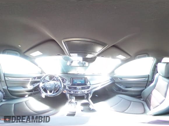 ✅ 2022 Honda Accord Sport • VIN: 1HGCV1F39NA050033 • Lot: 89733725. Wystawiony na Copart z przebiegiem 89 004 mil. Bezpłatny archiwum sprzedaży aukcyjnych z USA i szczegółowy raport historii pojazdu na DreamBid. Zdjęcie 14.