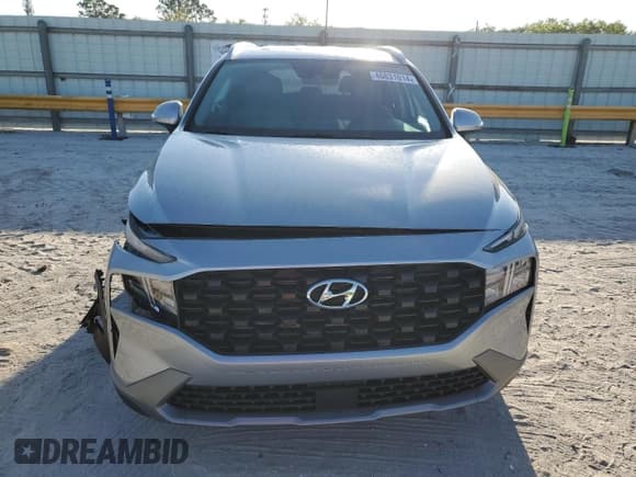 ✅ 2023 Hyundai Santa Fe SEL • VIN: 5NMS24AJ6PH614613 • Lot: 46831014. Wystawiony na Copart z przebiegiem 4 673 mil. Bezpłatny archiwum sprzedaży aukcyjnych z USA i szczegółowy raport historii pojazdu na DreamBid. Zdjęcie 5.