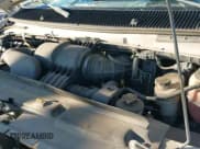 ✅ 2013 Ford Econoline Cargo Commercial • VIN: 1FTSS3EL9DDB11720 • Lot: 43545867. Wystawiony na IAAI z przebiegiem 264 700 mil. Bezpłatny archiwum sprzedaży aukcyjnych z USA i szczegółowy raport historii pojazdu na DreamBid. Zdjęcie 19.