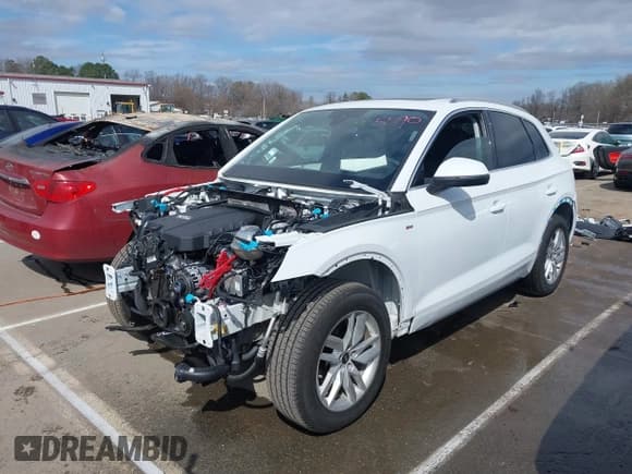 ✅ 2024 Audi Q5 S line Premium • VIN: WA1GAAFY4R2014543 • Лот: 41704011. Опубликован ранее на IAAI с пробегом 10 826 миль. Бесплатный доступ к архиву аукционных продаж из США и подробный отчёт об истории автомобиля на DreamBid. Изображение 2.