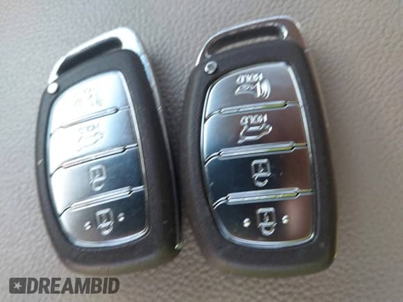 2016 Hyundai Tucson Sport with VIN KM8J3CA20GU220749, listed as a IAAI auction lot 42865224 with 158,292 mi miles and . Bid and sale history available at DreamBid. Image 11.