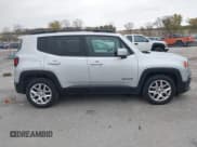 ✅ 2017 Jeep Renegade Latitude • VIN: ZACCJABB5HPF77577 • Лот: 43556264. Опубликован ранее на IAAI с пробегом 103 552 миль. Бесплатный доступ к архиву аукционных продаж из США и подробный отчёт об истории автомобиля на DreamBid. Изображение 13.